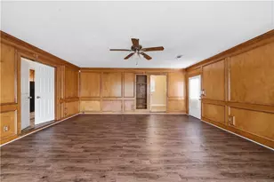 2937 Pebble Ln, Snellville, GA 30078 - Photo 9