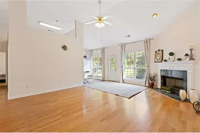 4273 Milford Place, Hoschton, GA 30548 - Photo 9