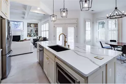 305 Valley Brook Way NE, Atlanta, GA 30342 - Photo 7