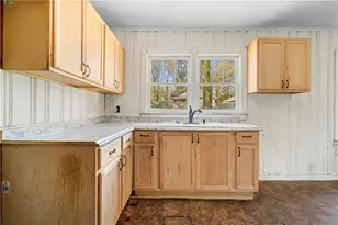 19 Herring St, Cartersville, GA 30120 - Photo 9