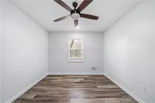 4412 Lucy Ln, Snellville, GA 30039 - Photo 15