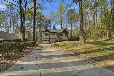 4412 Lucy Lane, Snellville, GA 30039 - Photo 1