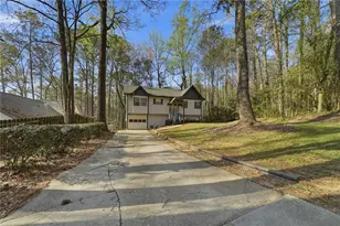 4412 Lucy Ln, Snellville, GA 30039 - Photo 1