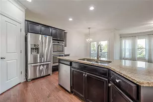 1225 Roswell Manor Cir, Roswell, GA 30076 - Photo 21