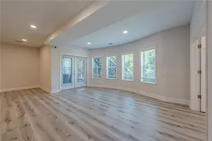 1225 Roswell Manor Cir, Roswell, GA 30076 - Photo 55