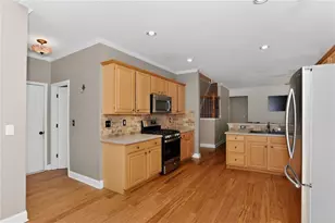 8635 Amsbury Way, Cumming, GA 30506 - Photo 3