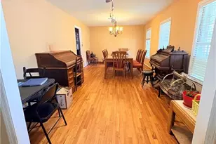 6795 Wendy Jean Dr, Morrow, GA 30260 - Photo 3