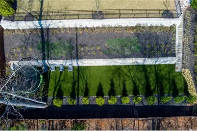 112 Sanctuary Avenue, Woodstock, GA 30188 - Photo 9