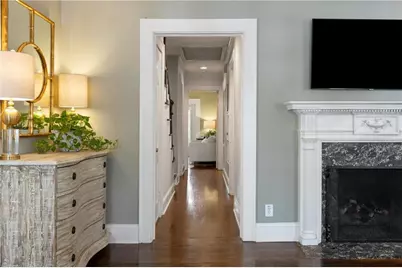 2389 Hurst Drive NE, Atlanta, GA 30305 - Photo 13