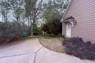 5730 Devonshire Way, Cumming, GA 30040 - Photo 43