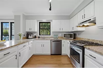 4186 Riverhill Court NE, Roswell, GA 30075 - Photo 15