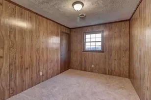 107 Oakwood Circle, Griffin, GA 30223 - Photo 3