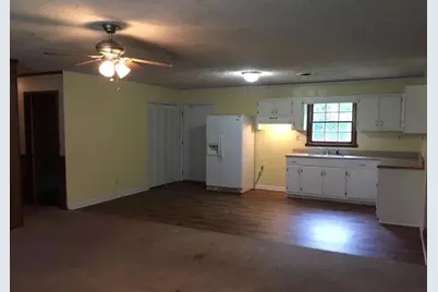 107 Oakwood Circle, Griffin, GA 30223 - Photo 5