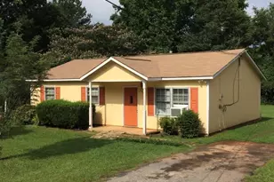 107 Oakwood Circle, Griffin, GA 30223 - Photo 1