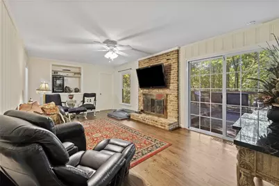 6610 Williamson Drive, Atlanta, GA 30328 - Photo 11