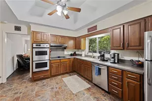 6610 Williamson Dr, Atlanta, GA 30328 - Photo 7