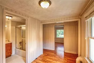 6163 Lake Lanier Heights Rd, Buford, GA 30518 - Photo 11