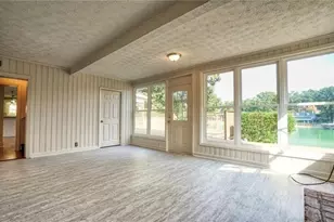 6163 Lake Lanier Heights Rd, Buford, GA 30518 - Photo 13