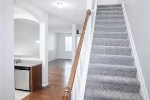 1402 Bayrose Cir, East Point, GA 30344 - Photo 9