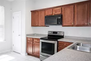 1402 Bayrose Cir, East Point, GA 30344 - Photo 7