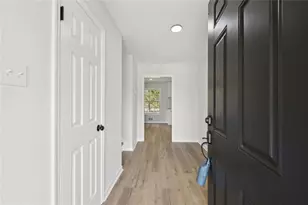 3600 River Hills Ct, Ellenwood, GA 30294 - Photo 3