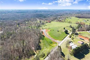 67 White Oak Ct, Cleveland, GA 30528 - Photo 5