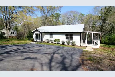 899 E Doyle Street, Toccoa, GA 30577 - Photo 3