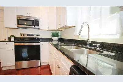 899 E Doyle Street, Toccoa, GA 30577 - Photo 9