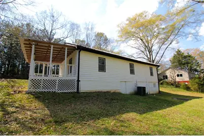 899 E Doyle Street, Toccoa, GA 30577 - Photo 25