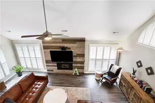 409 Hampton Green, Peachtree City, GA 30269 - Photo 9