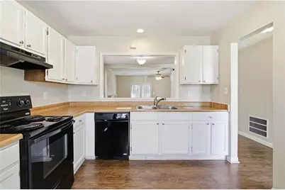 8680 Redland Court, Jonesboro, GA 30238 - Photo 15