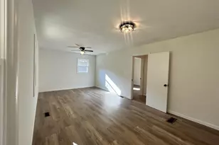 898 Verona Dr, Clarkston, GA 30021 - Photo 23