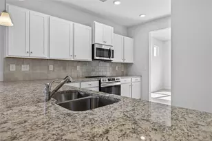 334 Bud St, Hoschton, GA 30548 - Photo 7
