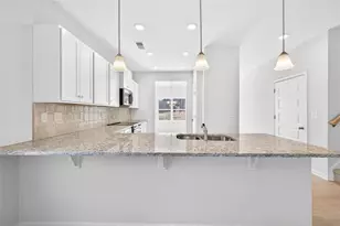 334 Bud St, Hoschton, GA 30548 - Photo 9