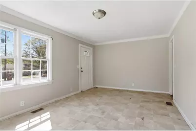 780 South Avenue, Forest Park, GA 30297 - Photo 9