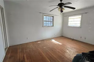 3295 Regalwoods Dr, Atlanta, GA 30340 - Photo 5