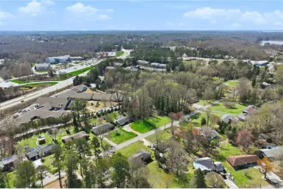 3024 Saint Charles Avenue, Gainesville, GA 30504 - Photo 9