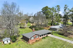 3024 St Charles Ave, Gainesville, GA 30504 - Photo 13