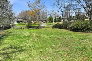 3024 St Charles Ave, Gainesville, GA 30504 - Photo 15