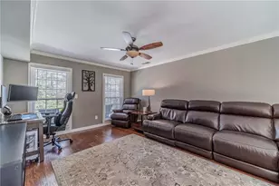 1423 Janice Ct SW, Lilburn, GA 30047 - Photo 19