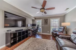 1423 Janice Ct SW, Lilburn, GA 30047 - Photo 21