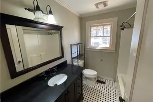 1015 Canton St, Roswell, GA 30075 - Photo 7