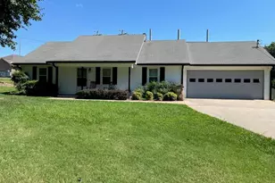 510 Cambridge Dr, Cumming, GA 30040 - Photo 1
