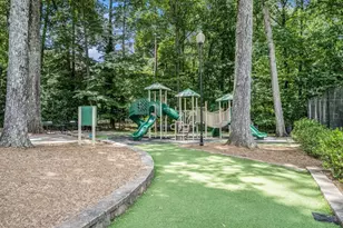 4001 Riverlook Pkwy SE, Marietta, GA 30067 - Photo 23