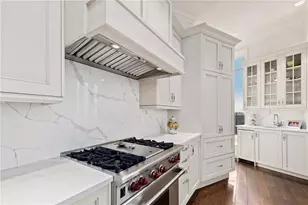 3376 Peachtree Rd NE, Atlanta, GA 30326 - Photo 21