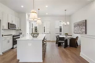 978 Bibbs Circle, Atlanta, GA 30318 - Photo 21