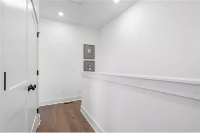 978 Bibbs Circle #16, Atlanta, GA 30318 - Photo 31