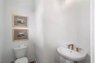 978 Bibbs Circle, Atlanta, GA 30318 - Photo 11