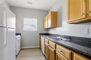 6530 Grey Fox Way, Riverdale, GA 30296 - Photo 11