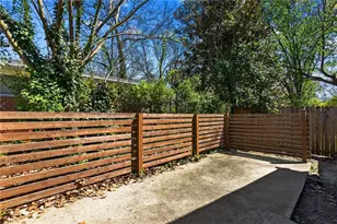 1111 Valley View Rd SE, Atlanta, GA 30315 - Photo 13